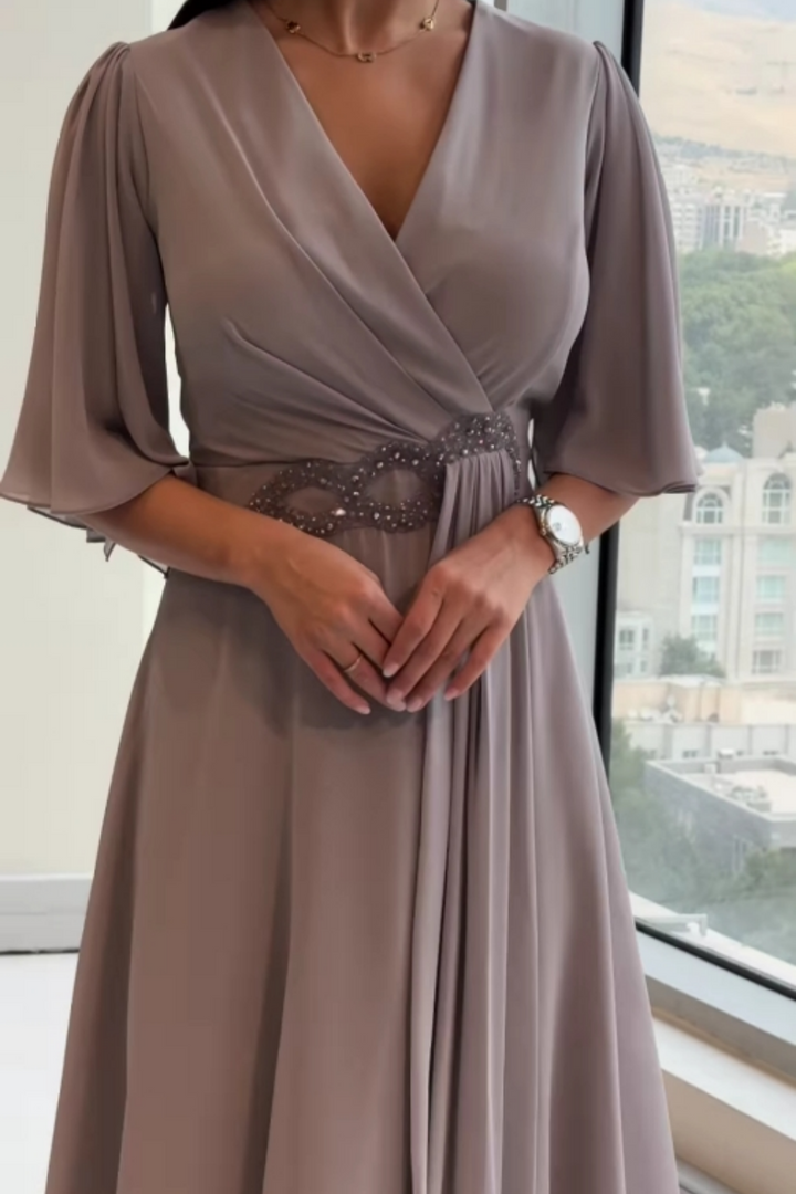 Louise | Elegant V-neck maxi dress