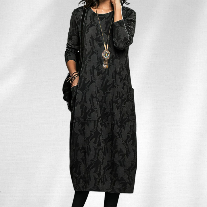 Aurora | Elegant Crewneck Winter Dress