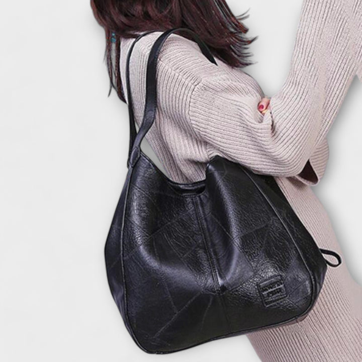 Freydis | Shoulder Bag with Timeless Design
