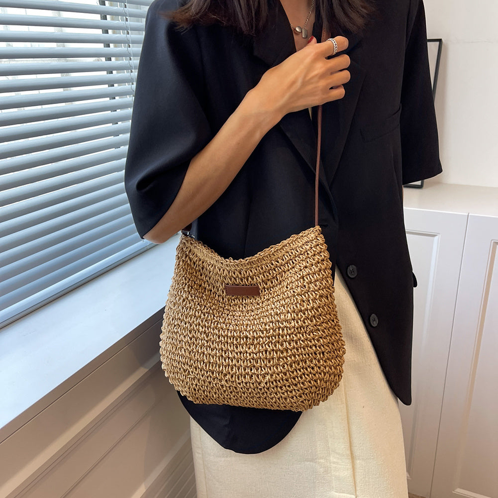 Olivia | Shoulder Bag with Relaxed Elegance