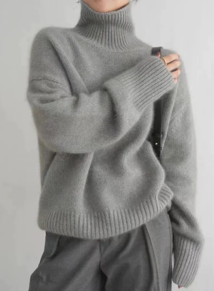 Luné | Soft Turtleneck Sweater