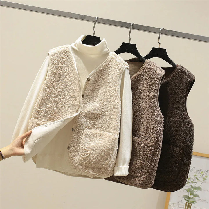 Celeste | Soft comfort vest