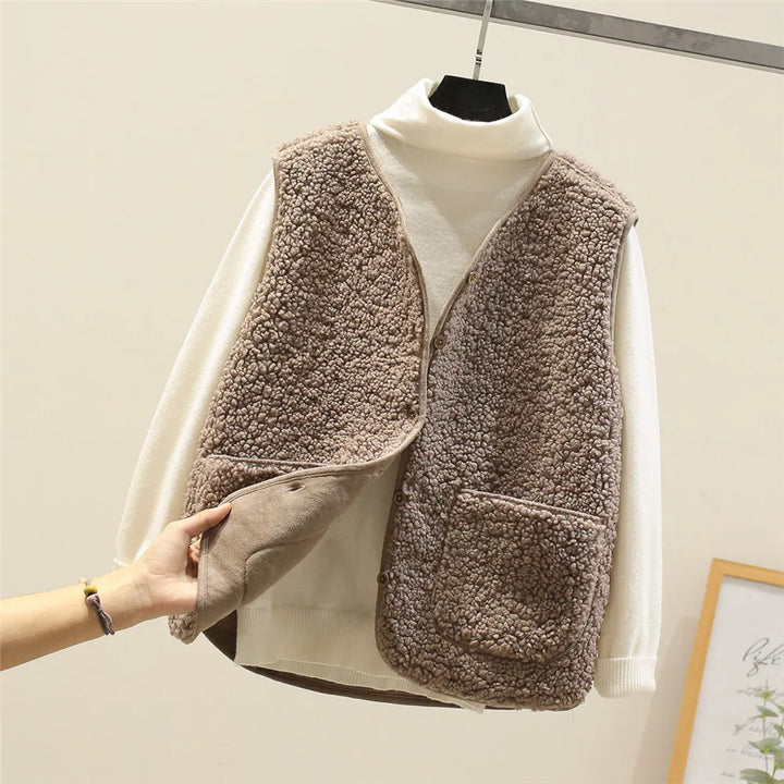 Celeste | Soft comfort vest
