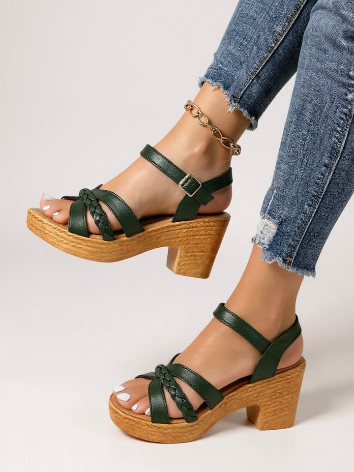 Zuri | Women&