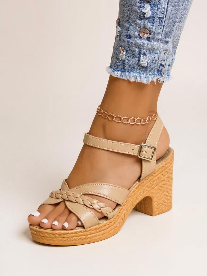 Zuri | Women&