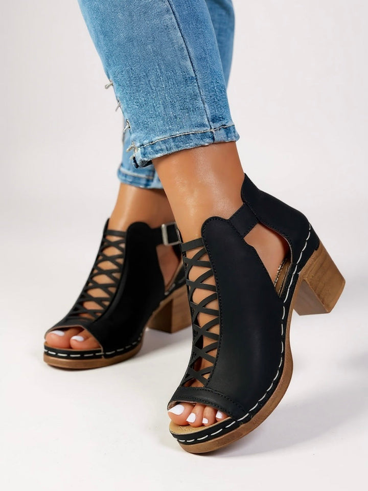 Halle | Women&
