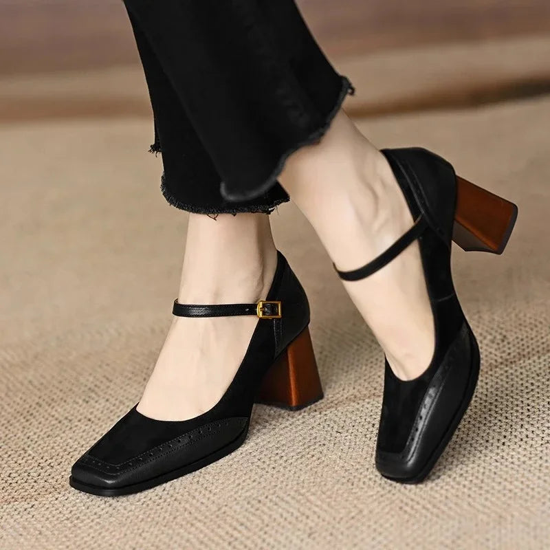 Constance | Women&