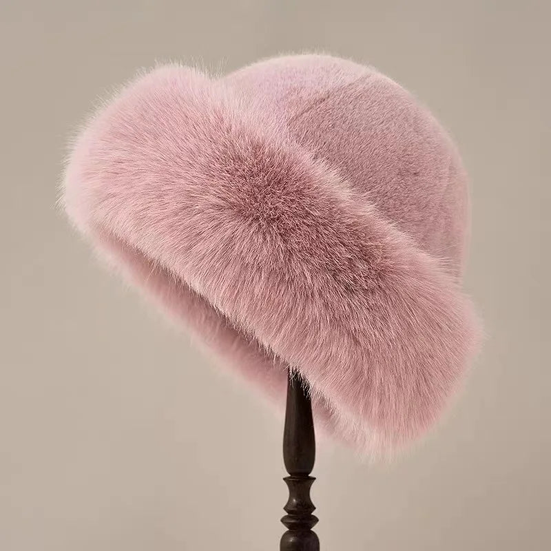 Suzanne | Cozy Fluffy Hat