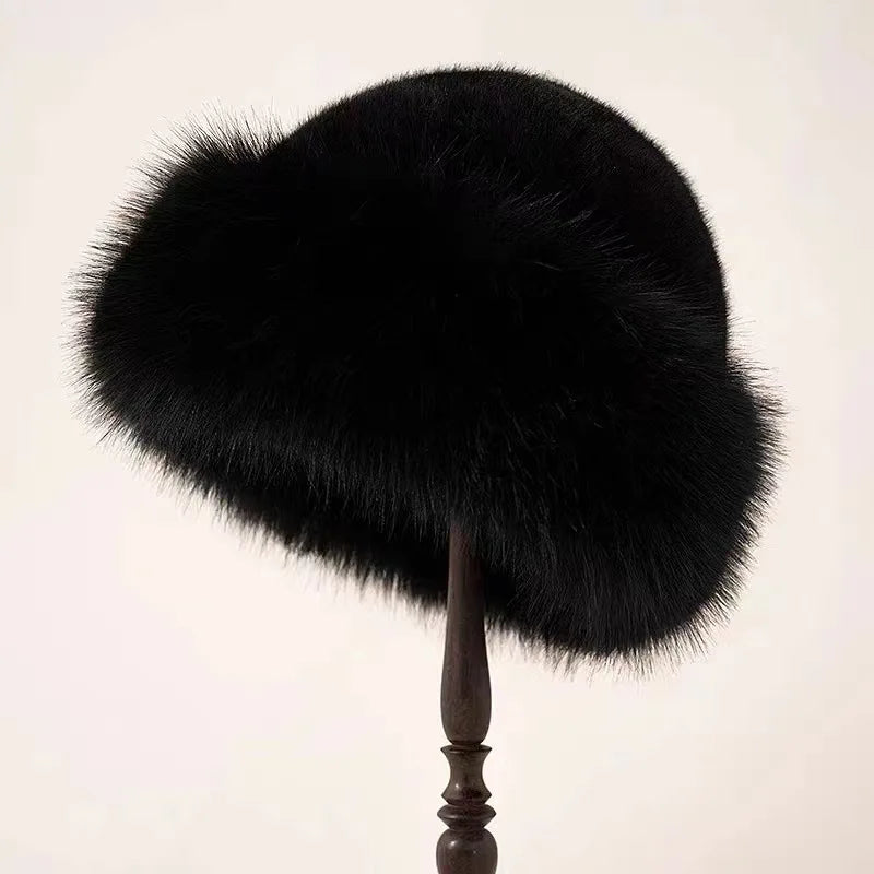 Suzanne | Cozy Fluffy Hat