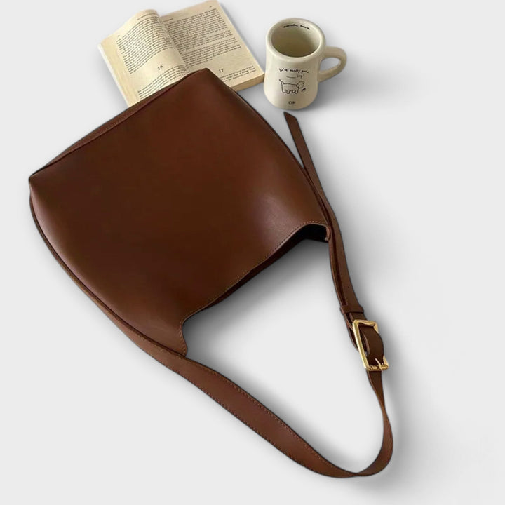 Yrla | Classic Shoulder Bag
