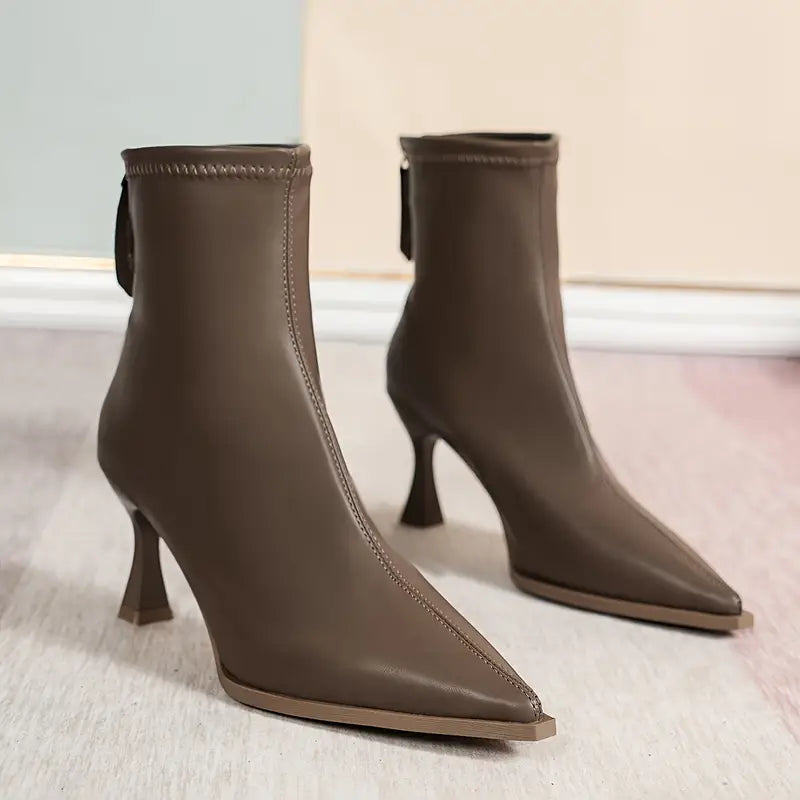 Maja | Luxe Kitten Boots