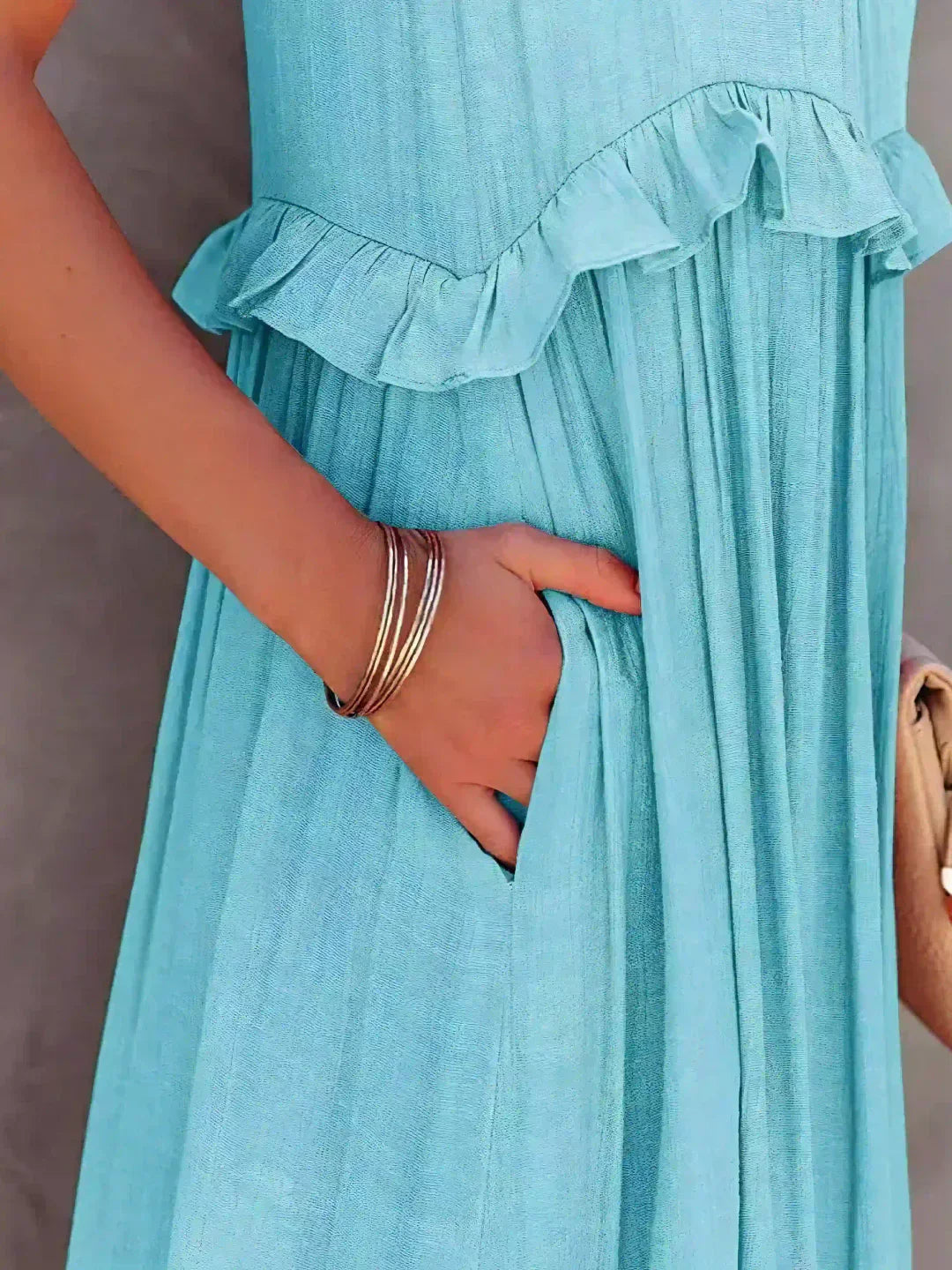 Courtney | Elegant Sleeveless Dress with Ruffles