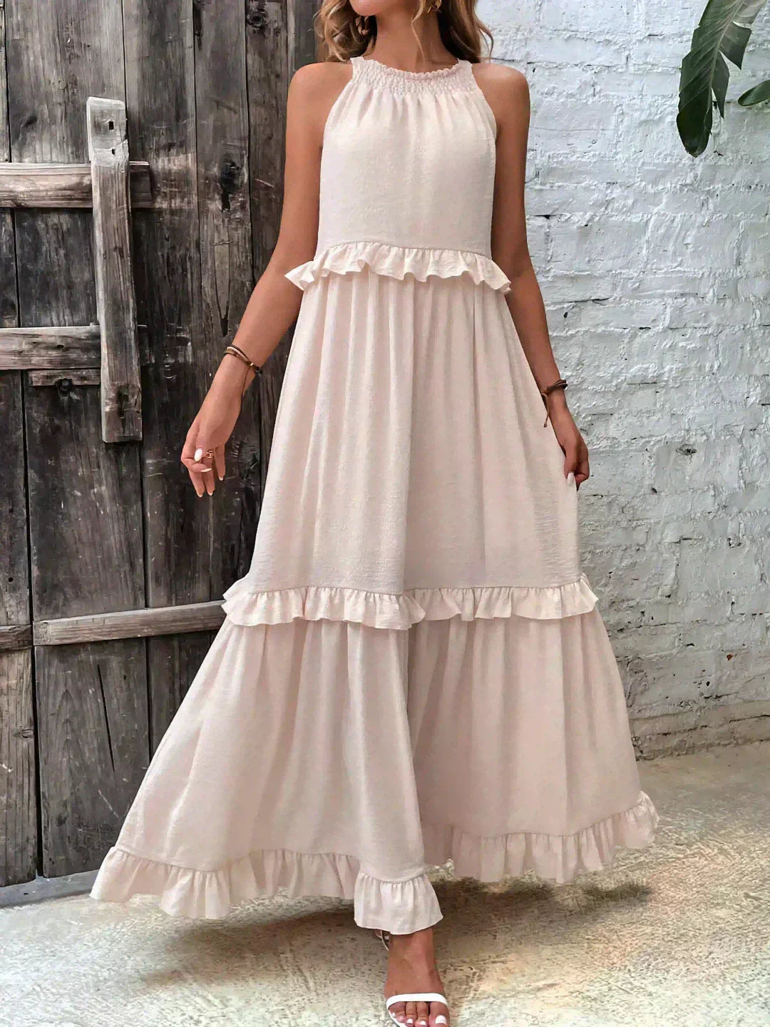 Courtney | Elegant Sleeveless Dress with Ruffles