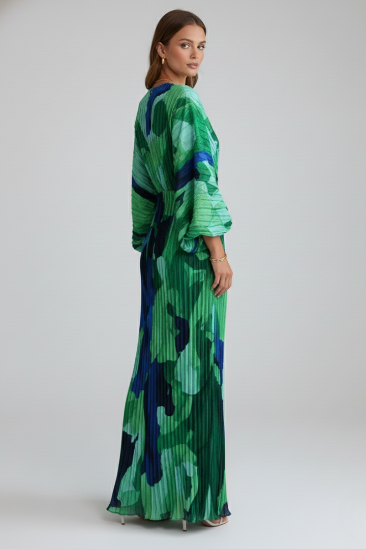 Cordelia

Wait, | Women&