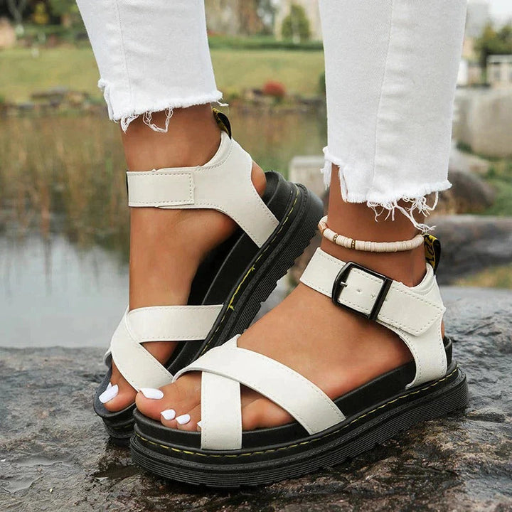 Brooke | Women&
