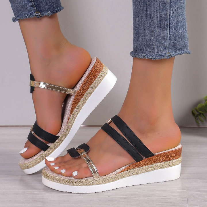Nicolette | Women&