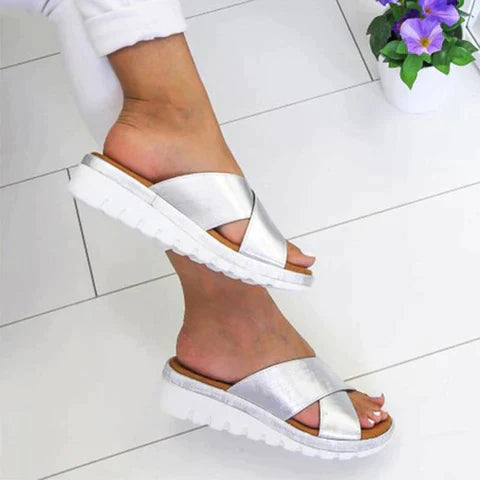 Lydia | Women&