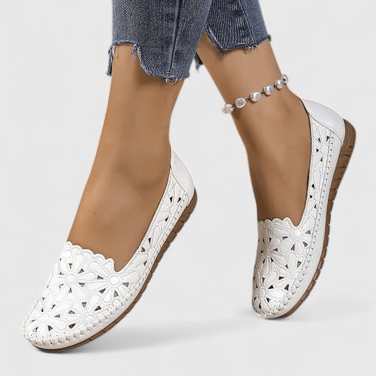 Lydia | Women&