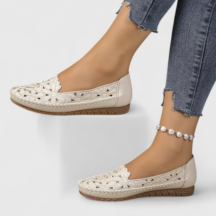 Lydia | Women&