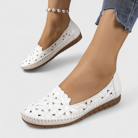 Lydia | Women&