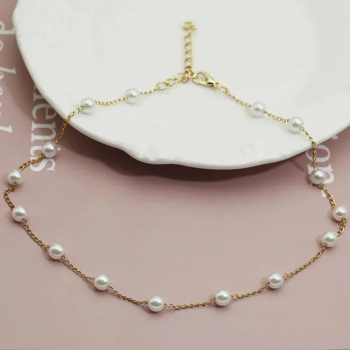 Lustra | Gold Pearl Necklace